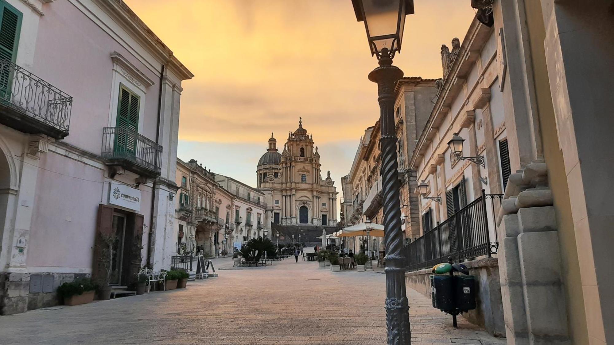 Pura Vida Barocca Hotel Ragusa Buitenkant foto
