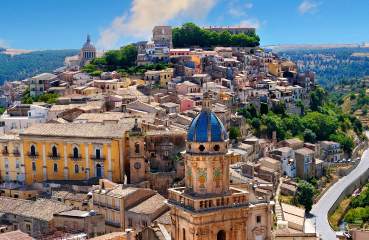 Pura Vida Barocca Hotel Ragusa Buitenkant foto