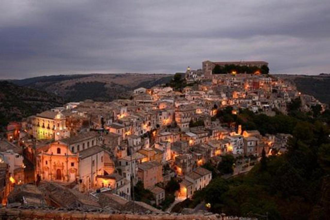 Pura Vida Barocca Hotel Ragusa Buitenkant foto